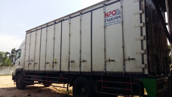 ขาย75000บาท ตู้10บาน ยาว7.30กวาง2.45 สูง2.50 สนใจโทสอบถามได้คับ