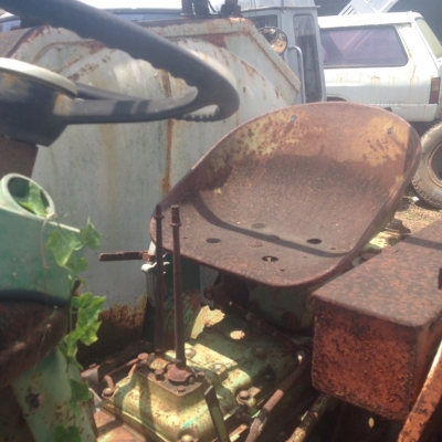 รถไถ โบราน เอาไว้โชว์ ขาย 60000 รถไถ โบราน เอาไว้โชว์ ขาย 60000