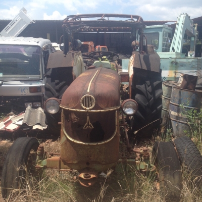 รถไถ โบราน เอาไว้โชว์ ขาย 60000 รถไถ โบราน เอาไว้โชว์ ขาย 60000