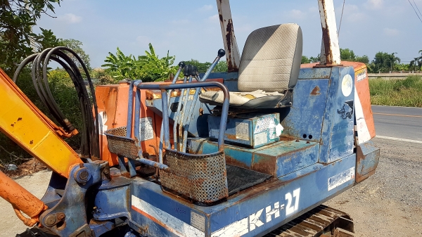 ขายด่วนรถแบคโฮKUBOTAคูโบต้าKH27เทียบเท่าPC30เครื่องคูโบต้า3สูบดีปั่มแรงรถนอกเพิ่งนำเข้ามาใหม่ยังไม่เคยใช้งานในเมืองไทยเลย