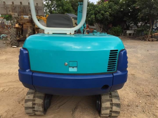 ขายรถแบ๊คโฮ เก่านอกญี่ปุ่น  ยี่ห้อ : KUBOTA แบบ : K-035 (เทียบเท่าขนาดPC35) รถเก่านอกแท้ มีเอกสารใบอินวอย ไม่เคยใช้งานในไทย100\%  ราคาต่อรองได้นะค่ะ  สนใจติดต่อ : 099-907-9273 กิ๊ฟ กมลชนก