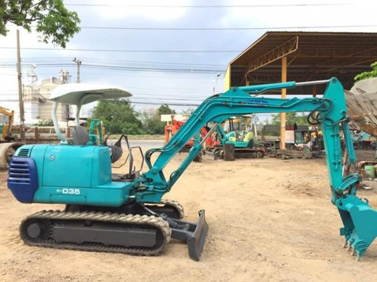 ขายรถแบ๊คโฮ เก่านอกญี่ปุ่น  ยี่ห้อ : KUBOTA แบบ : K-035 (เทียบเท่าขนาดPC35) รถเก่านอกแท้ มีเอกสารใบอินวอย ไม่เคยใช้งานในไทย100\%  ราคาต่อรองได้นะค่ะ  สนใจติดต่อ : 099-907-9273 กิ๊ฟ กมลชนก