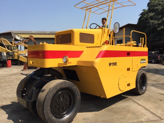 รถบดล้อยาง7ล้อ  WATANABE WP15WE ใช้งานใด้ทุกระบบ เอกสารเล่มทะเบียน