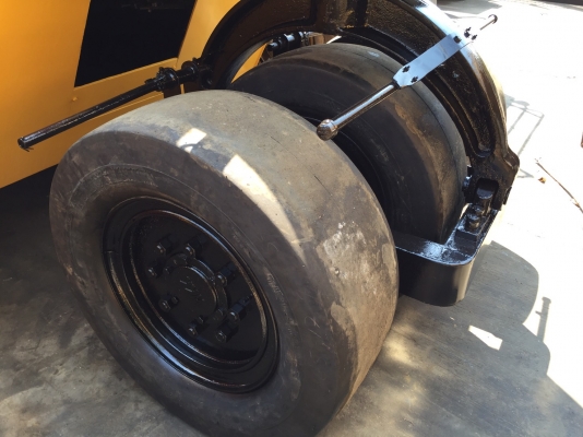 รถบดล้อยาง7ล้อ  WATANABE WP15WE ใช้งานใด้ทุกระบบ เอกสารเล่มทะเบียน