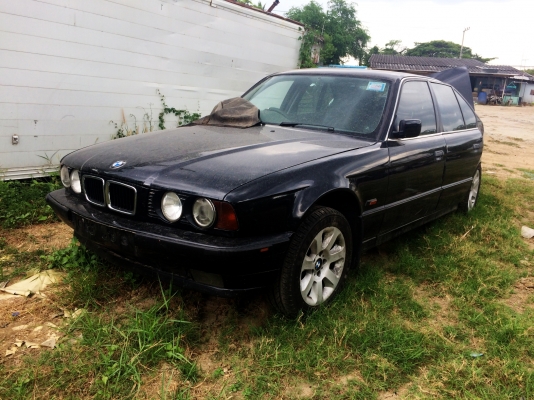 ขายรถอุบัติเหตุ ซ่อมได้พร้อมเล่ม BMW525
