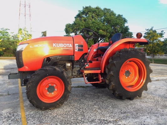 KUBOTA L3008
