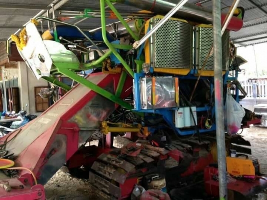 ขาย 650,000  รถเกี่ยว  (ท่าเสาพัฒนา) เครื่อง Jo8C Turbo ปั้มไดกิ้น 22 ตัวเดิน 12HT 43 ข้อ 9 ลูก  ลูกตี 22" ตู้ 6 ฟุต ปาก 2.9 เมตร  โซ่ใหม่ 1 คู่  ช่วงล่างเต็ม    รถอยู่ จ.อุบลราชธานี โทร&amp;ไอดีไลน์ 0815909917