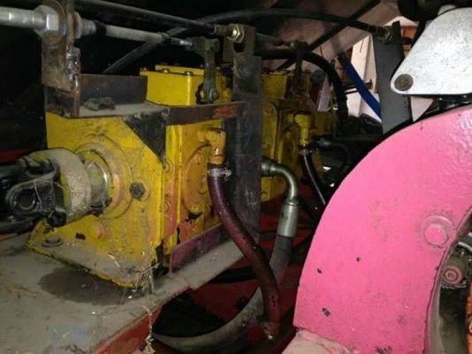 ขาย 650,000  รถเกี่ยว  (ท่าเสาพัฒนา) เครื่อง Jo8C Turbo ปั้มไดกิ้น 22 ตัวเดิน 12HT 43 ข้อ 9 ลูก  ลูกตี 22" ตู้ 6 ฟุต ปาก 2.9 เมตร  โซ่ใหม่ 1 คู่  ช่วงล่างเต็ม    รถอยู่ จ.อุบลราชธานี โทร&amp;ไอดีไลน์ 0815909917