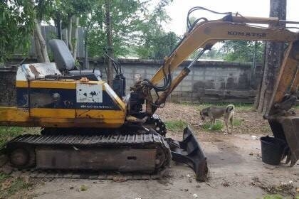 ขาย 195,000 รถแบคโฮเล็ก KOMATSU PC20-5 เครื่องดี ปั้มดี ช่วงล่างแน่น รถใช้งานอยู่ครับ เอกสารใบซื้อขาย  รถอยู่ จ.อุดรธานี  โทร&amp;ไอดีไลน์ 0610710295
