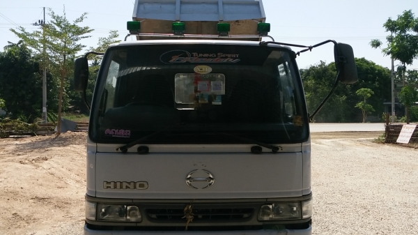 ขายหกล้อดั้มเอฟชี4เจปี40เครื่อง140แรงรถสวยพร้อมใช้0616892888