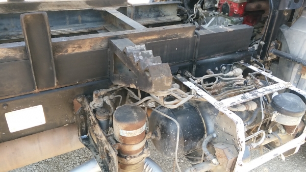 ขายหกล้อดั้มเอฟชี4เจปี40เครื่อง140แรงรถสวยพร้อมใช้0616892888