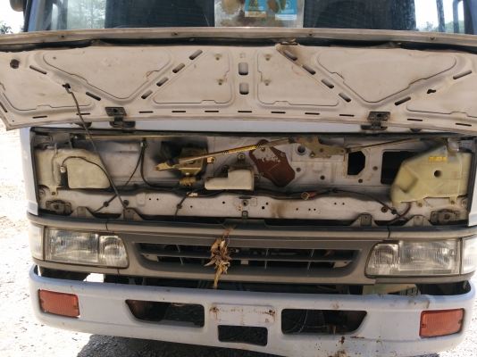 ขายหกล้อดั้มเอฟชี4เจปี40เครื่อง140แรงรถสวยพร้อมใช้0616892888