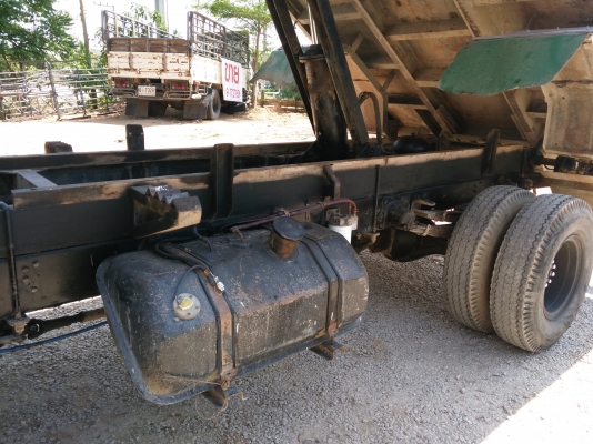 ขายหกล้อดั้มเอฟชี4เจปี40เครื่อง140แรงรถสวยพร้อมใช้0616892888