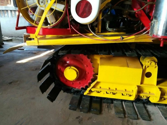 ขายรถเกี่ยวข้าว เกษตรพัฒนาเจ้าช้างไวไฟปี54 เครื่อง6M61 24V 225เทอร์โบว์