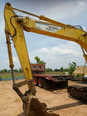 ขายรถขุดแบ็คโค KOBELCO(ไลนแย็ค) SK120-3มาร์คทรีไฟฟ้าเต็ม เก่านอก4ปี ช่วงล่างดี