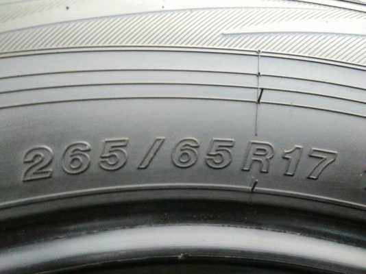 ขายYOKOHAMA 265/65R17 ยางสัปดาห์ที่40ปี15 ดอกยางเต็มไม่แตกลายไม่ร้าวไม่กินข้างไม่มีปะ สวยๆ จำนวน 1 ชุด ขายYOKOHAMA 265/65R17 ยางสัปดาห์ที่40ปี15 ดอกยางเต็มไม่แตกลายไม่ร้าวไม่กินข้างไม่มีปะ สวยๆ จำนวน 1 ชุด