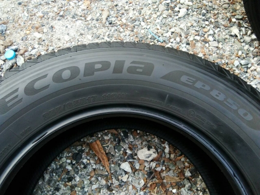 ขายยาง บริดสโตน อีโคเปีย255/65R17 ยางสัปดาห์ที่31ปี16 ดอกยางหนาสวยสดไม่แตกลายไม่ร้าวไม่กินข้างไม่มีปะ จำนวน 1 ชุด ขายยาง บริดสโตน อีโคเปีย255/65R17 ยางสัปดาห์ที่31ปี16 ดอกยางหนาสวยสดไม่แตกลายไม่ร้าวไม่กินข้างไม่มีปะ จำนวน 1 ชุด
