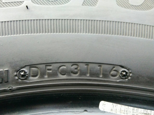 ขายยาง บริดสโตน อีโคเปีย255/65R17 ยางสัปดาห์ที่31ปี16 ดอกยางหนาสวยสดไม่แตกลายไม่ร้าวไม่กินข้างไม่มีปะ จำนวน 1 ชุด ขายยาง บริดสโตน อีโคเปีย255/65R17 ยางสัปดาห์ที่31ปี16 ดอกยางหนาสวยสดไม่แตกลายไม่ร้าวไม่กินข้างไม่มีปะ จำนวน 1 ชุด