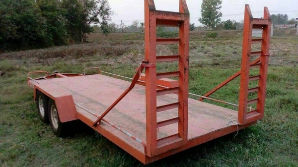 ขาย 36,000บาท เทนเลอร์ลาก รถเกี่ยวคูโบต้า 95-แบคโครPc40.  สภาพใหม่ ยาว5x2เมตร รับน้ำหนักได้4ตัน