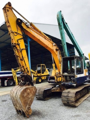 ขาย KOMATSU PC120-3 มีไลนเจาะ