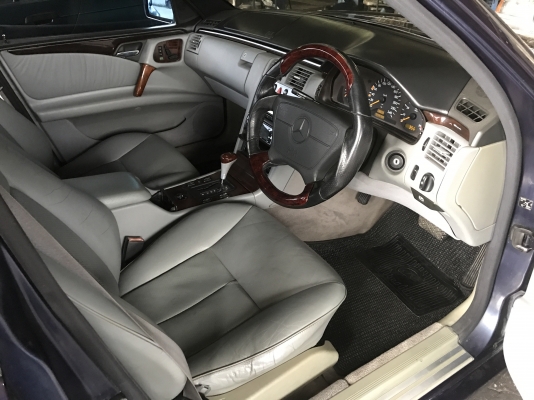 ขาย benz new eye e230 ขาย benz new eye e230