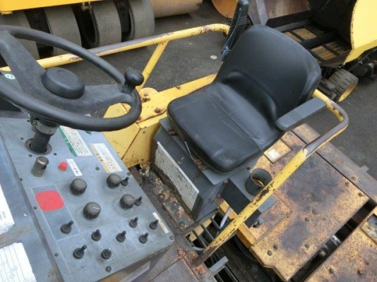 (แบบสั่งนำเข้า) รถปูยาง Sumitomo HA60W-5 ปูได้ 6 เมตร ปี2004 นำเข้าจากญี่ปุ่นสภาพสวย ราคาเบาๆ (แบบสั่งนำเข้า) รถปูยาง Sumitomo HA60W-5 ปูได้ 6 เมตร ปี2004 นำเข้าจากญี่ปุ่นสภาพสวย ราคาเบาๆ