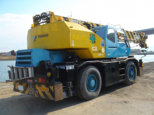 เครนคุณภาพมือสองจากญี่ปุ่น