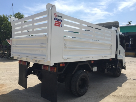 ขายรถบรรทุกดั้ม 6 ล้อ ISUZU FRR 210 ปี 56