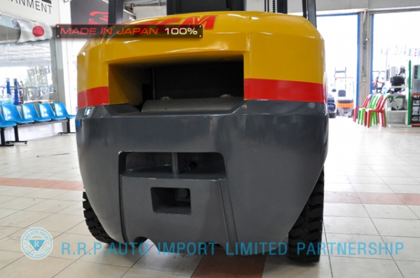 ขายรถโฟล์คลิฟท์มือสอง TCM รุ่น FHD25T3-2S500255 นำเข้าจากประเทศญี่ปุ่น 100\% ไม่เคยใช้งานในประเทศไทย