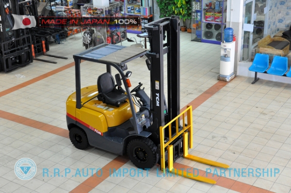 ขายรถโฟล์คลิฟท์มือสอง TCM รุ่น FHD25T3-2S500255 นำเข้าจากประเทศญี่ปุ่น 100\% ไม่เคยใช้งานในประเทศไทย
