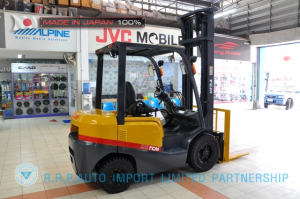 ขายรถโฟล์คลิฟท์มือสอง TCM รุ่น FHD25T3-2S500255 นำเข้าจากประเทศญี่ปุ่น 100\% ไม่เคยใช้งานในประเทศไทย