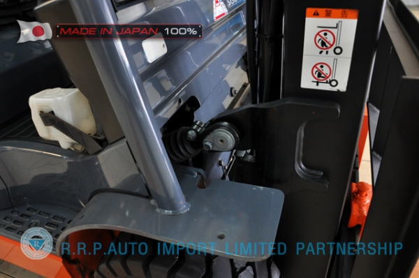 รถโฟล์คลิฟท์พร้อมขาย TOYOTA รุ่น 8FD25-10278 นำเข้าจากประเทศญี่ปุ่น 100\% ไม่เคยใช้งานในไทย