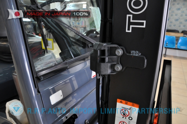 รถโฟล์คลิฟท์พร้อมขาย TOYOTA รุ่น 8FD25-10278 นำเข้าจากประเทศญี่ปุ่น 100\% ไม่เคยใช้งานในไทย