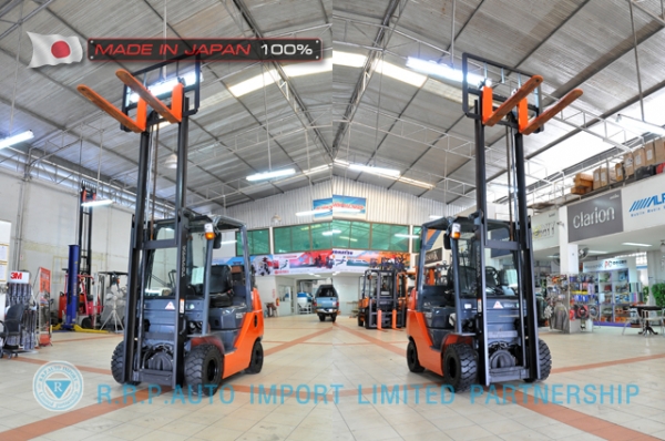 รถโฟล์คลิฟท์พร้อมขาย TOYOTA รุ่น 8FD25-10278 นำเข้าจากประเทศญี่ปุ่น 100\% ไม่เคยใช้งานในไทย