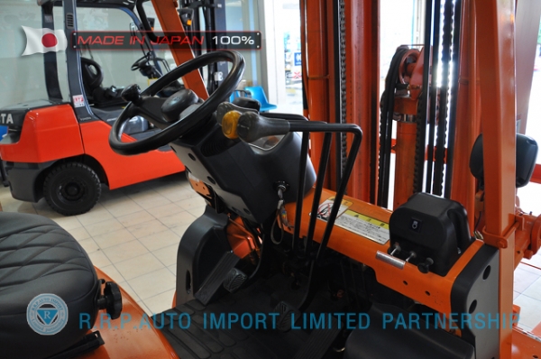 ขายรถโฟล์คลิฟท์มือสอง TCM รุ่น FD25T6H-39E00762 นำเข้าจากประเทศญี่ปุ่น 100\% ไม่เคยใช้งานในประเทศไทย