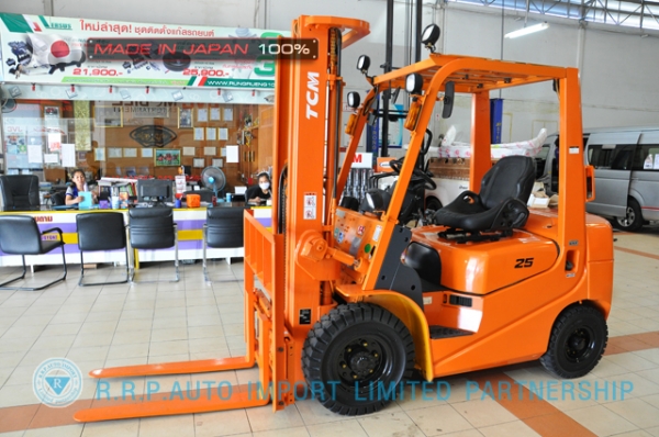 ขายรถโฟล์คลิฟท์มือสอง TCM รุ่น FD25T6H-39E00762 นำเข้าจากประเทศญี่ปุ่น 100\% ไม่เคยใช้งานในประเทศไทย