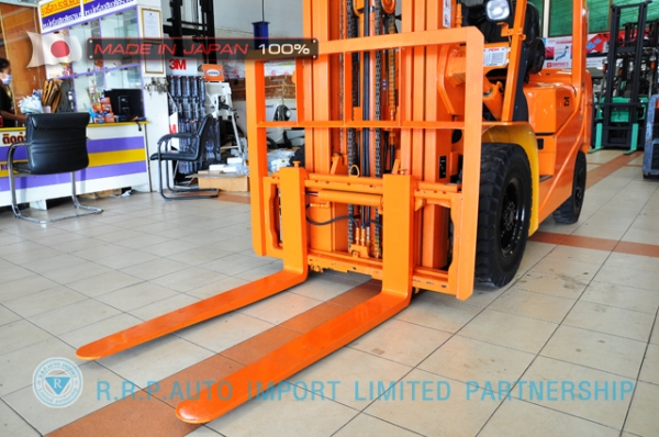 ขายรถโฟล์คลิฟท์มือสอง TCM รุ่น FD25T6H-39E00762 นำเข้าจากประเทศญี่ปุ่น 100\% ไม่เคยใช้งานในประเทศไทย