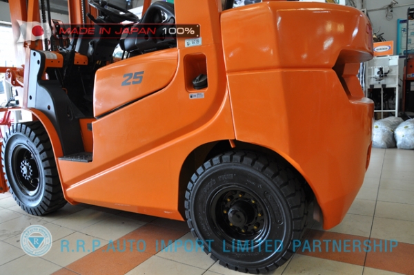 ขายรถโฟล์คลิฟท์มือสอง TCM รุ่น FD25T6H-39E00762 นำเข้าจากประเทศญี่ปุ่น 100\% ไม่เคยใช้งานในประเทศไทย