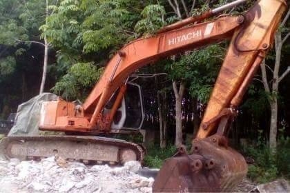 ขาย 495,000 HITACHI EX 200-3 ไฟฟ้าตัด เครื่องดี ปั้มแรง เอวแน่น ช่วงล่างเต็ม   รถอยู่ จันทบุรี โทร&amp;ไอดีไลน์ 0610710295