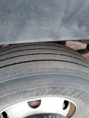 10 ล้อ 2 เพลา ISUZU FVZ 300 แรง ปี 52  ไมล์ 92,000 กม. กระบะสามมิตร-ดั้ม มีระบบลากพ่วง สภาพสวยพร้อมใช้ ราคา  1.75 ล้าน ต่อรอง
