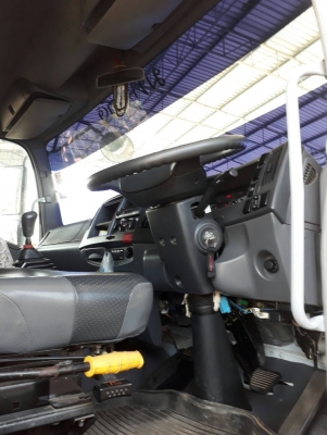 10 ล้อ 2 เพลา ISUZU FVZ 300 แรง ปี 52  ไมล์ 92,000 กม. กระบะสามมิตร-ดั้ม มีระบบลากพ่วง สภาพสวยพร้อมใช้ ราคา  1.75 ล้าน ต่อรอง