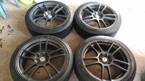 ขายล้อขอบ 17 พร้อมยาง 205/45/17 ปี 15 ขายล้อขอบ 17 พร้อมยาง 205/45/17 ปี 15