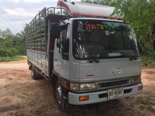 ขาย 475,000 บาท HINO FC4J เครื่อง 145 แรง ยาว 5.5 เมตร หัวบาง ยางดี คัสชีสวย เอกสารเล่มทะเบียน  รถอยู่ จ.นครพนม โทร&amp;ไอดีไลน์ 0610710295