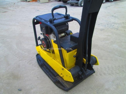 ราคาพิเศษ 73,000 บาท!! เครื่องตบดิน BOMAG BPR40/45D รหัสสินค้า : 80904309 www.nihonmono.com