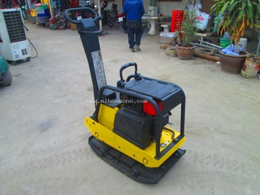 ราคาพิเศษ 73,000 บาท!! เครื่องตบดิน BOMAG BPR40/45D รหัสสินค้า : 80904309 www.nihonmono.com