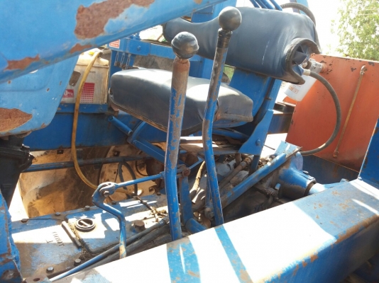 ขายรถคีบอ้อย..คีบสวยมากตรับใช้งาน 2 ปี