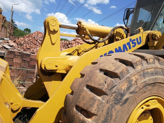 รถตัก KOMATSU WA 470 - 1 สนใจติดต่อ 081 - 6079515