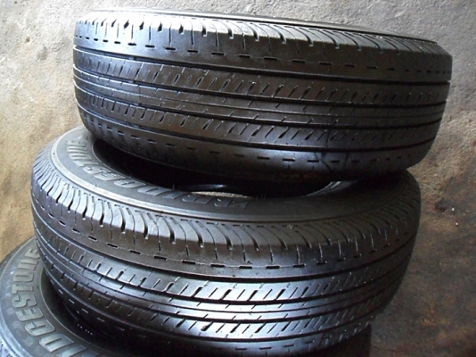 ยางกระบะ15 บริดสโตน 215-70-15ลงพื้นปี14 ดอก7มิล