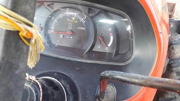 ด่วนนะ..ถึงเวลาลุยแล้ว.. ปี53.36แรง.พร้อมอุปกรณ์3อย่าง ใบดัน ผานหลัง.โรตารี่..เล่มทะเบียน..249000.โทร.0837335338-0636359242..