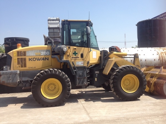 รถตักล้อยาง2คิว Komatsu WA200-5 สภาพเดิมๆ เพิ่งถึงไทย สภาพเนี๊ยบ